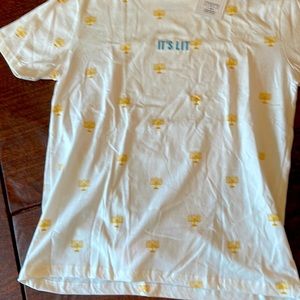 NWT. Denim & Flower white Chanukah “It’s Lit” tshirt